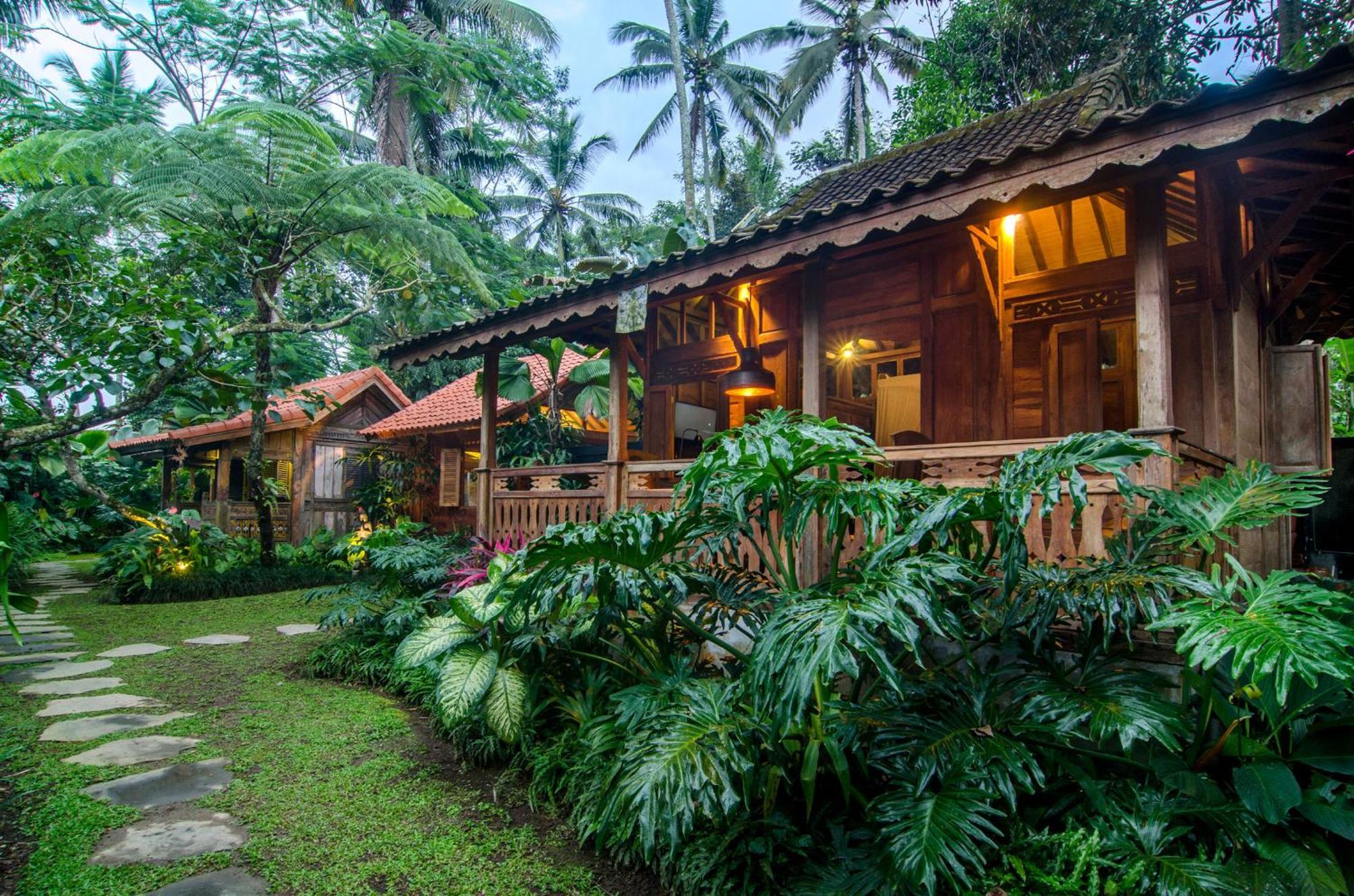 Bed and Breakfast Dewi Tara Haven Паянган Номер фото